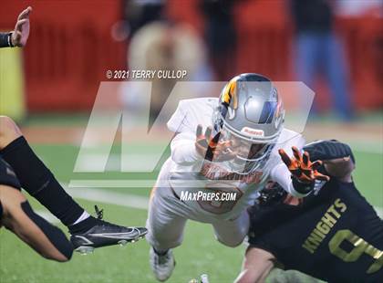 Thumbnail 2 in Skyridge vs. Lone Peak (UHSAA 6A Semifinal) photogallery.