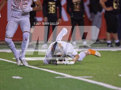 Thumbnail 2 in Skyridge vs. Lone Peak (UHSAA 6A Semifinal) photogallery.