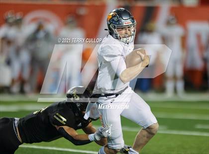 Thumbnail 2 in Skyridge vs. Lone Peak (UHSAA 6A Semifinal) photogallery.
