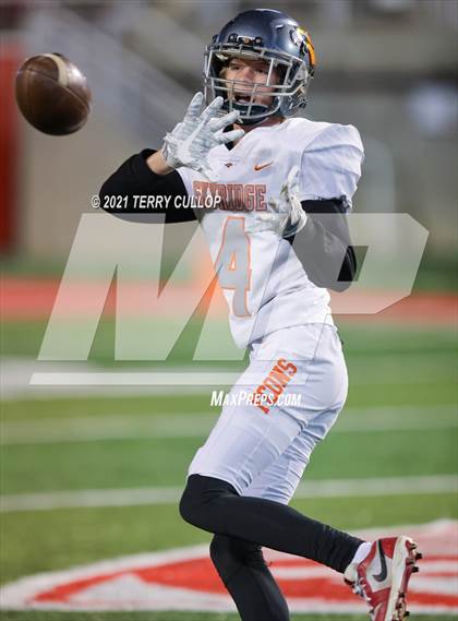 Thumbnail 2 in Skyridge vs. Lone Peak (UHSAA 6A Semifinal) photogallery.