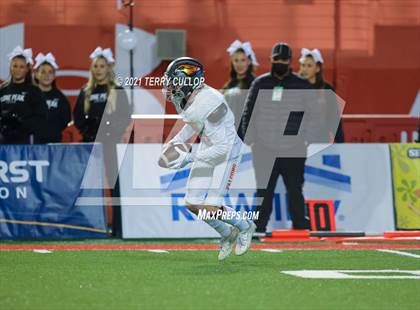 Thumbnail 3 in Skyridge vs. Lone Peak (UHSAA 6A Semifinal) photogallery.