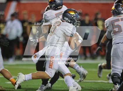 Thumbnail 2 in Skyridge vs. Lone Peak (UHSAA 6A Semifinal) photogallery.