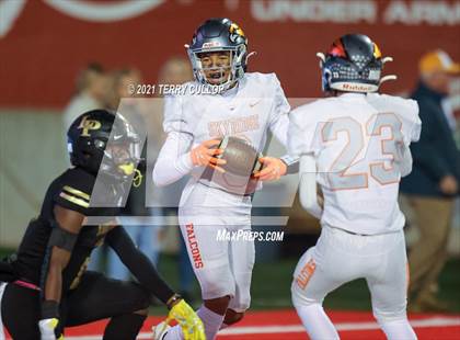 Thumbnail 1 in Skyridge vs. Lone Peak (UHSAA 6A Semifinal) photogallery.