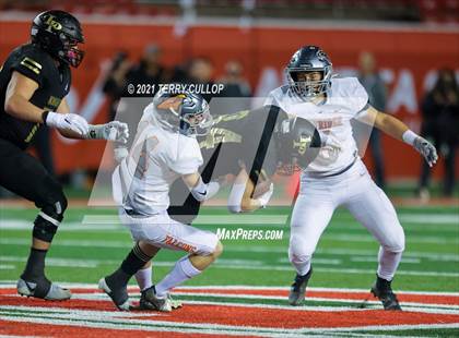 Thumbnail 1 in Skyridge vs. Lone Peak (UHSAA 6A Semifinal) photogallery.