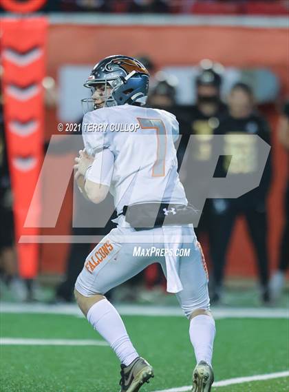 Thumbnail 2 in Skyridge vs. Lone Peak (UHSAA 6A Semifinal) photogallery.