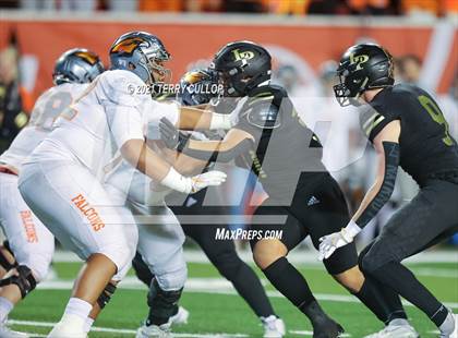 Thumbnail 3 in Skyridge vs. Lone Peak (UHSAA 6A Semifinal) photogallery.