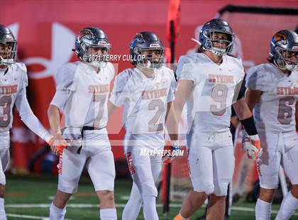 Thumbnail 2 in Skyridge vs. Lone Peak (UHSAA 6A Semifinal) photogallery.