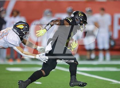 Thumbnail 3 in Skyridge vs. Lone Peak (UHSAA 6A Semifinal) photogallery.