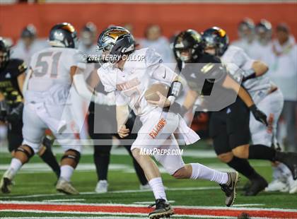 Thumbnail 2 in Skyridge vs. Lone Peak (UHSAA 6A Semifinal) photogallery.