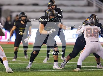 Thumbnail 2 in Skyridge vs. Lone Peak (UHSAA 6A Semifinal) photogallery.