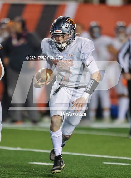 Thumbnail 3 in Skyridge vs. Lone Peak (UHSAA 6A Semifinal) photogallery.