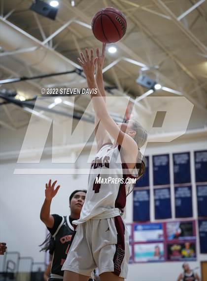 Thumbnail 2 in Corona del Sol vs Perry photogallery.