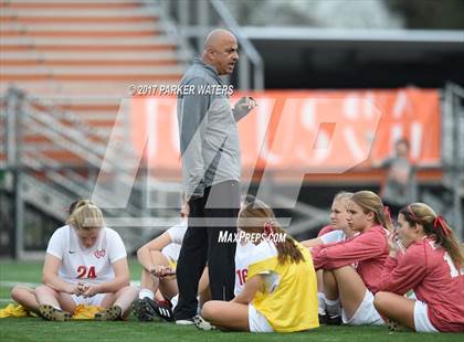 Thumbnail 1 in Teurlings Catholic @ Academy of the Sacred Heart (LHSAA Quarterfinals Div III) photogallery.