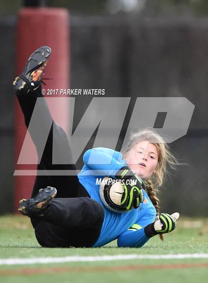 Thumbnail 3 in Teurlings Catholic @ Academy of the Sacred Heart (LHSAA Quarterfinals Div III) photogallery.