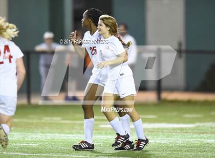 Thumbnail 2 in Teurlings Catholic @ Academy of the Sacred Heart (LHSAA Quarterfinals Div III) photogallery.