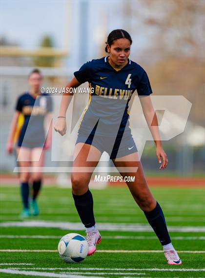 Thumbnail 2 in Roosevelt @ Bellevue (WIAA 3A Semifinal) photogallery.