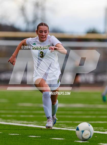 Thumbnail 2 in Roosevelt @ Bellevue (WIAA 3A Semifinal) photogallery.