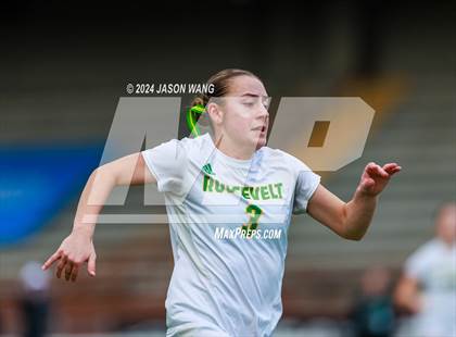 Thumbnail 3 in Roosevelt @ Bellevue (WIAA 3A Semifinal) photogallery.