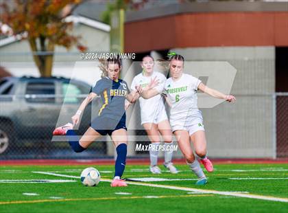 Thumbnail 1 in Roosevelt @ Bellevue (WIAA 3A Semifinal) photogallery.