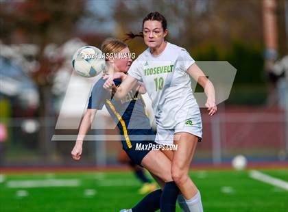 Thumbnail 1 in Roosevelt @ Bellevue (WIAA 3A Semifinal) photogallery.