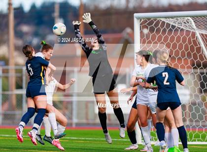 Thumbnail 1 in Roosevelt @ Bellevue (WIAA 3A Semifinal) photogallery.