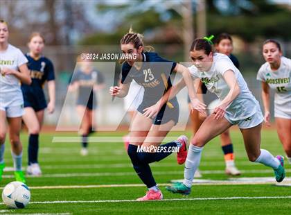 Thumbnail 3 in Roosevelt @ Bellevue (WIAA 3A Semifinal) photogallery.