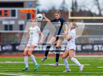 Thumbnail 3 in Roosevelt @ Bellevue (WIAA 3A Semifinal) photogallery.