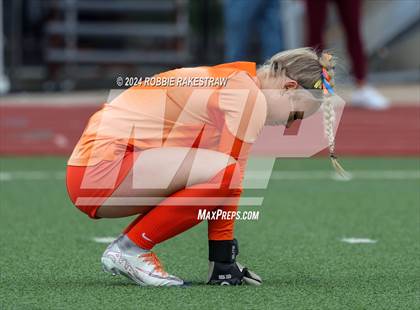 Thumbnail 3 in Wakeland vs. Reedy (UIL 5A Regional Final Playoff) photogallery.