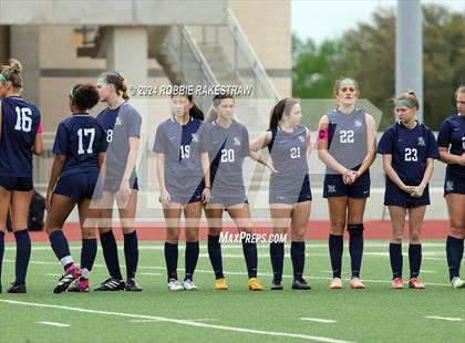 Thumbnail 1 in Wakeland vs. Reedy (UIL 5A Regional Final Playoff) photogallery.