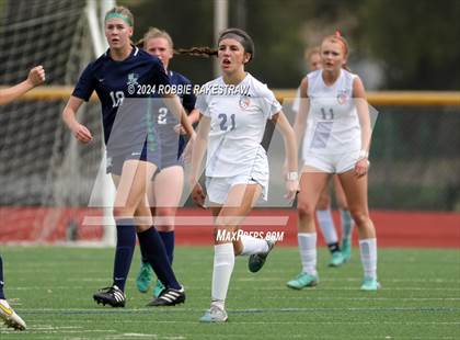 Thumbnail 2 in Wakeland vs. Reedy (UIL 5A Regional Final Playoff) photogallery.