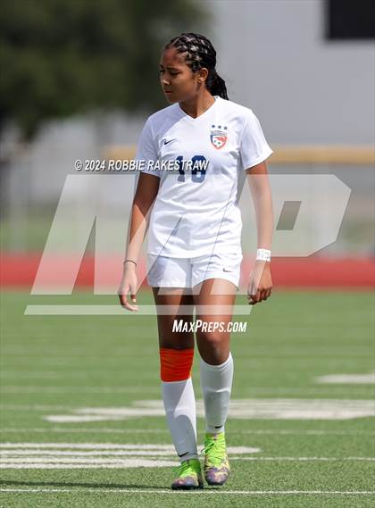 Thumbnail 1 in Wakeland vs. Reedy (UIL 5A Regional Final Playoff) photogallery.