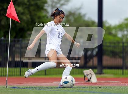 Thumbnail 2 in Wakeland vs. Reedy (UIL 5A Regional Final Playoff) photogallery.