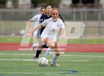 Thumbnail 1 in Wakeland vs. Reedy (UIL 5A Regional Final Playoff) photogallery.