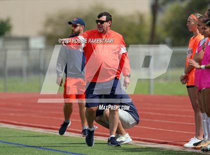 Thumbnail 2 in Wakeland vs. Reedy (UIL 5A Regional Final Playoff) photogallery.