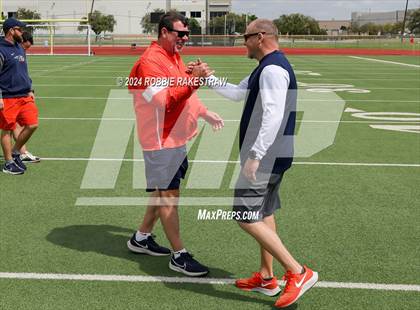 Thumbnail 3 in Wakeland vs. Reedy (UIL 5A Regional Final Playoff) photogallery.