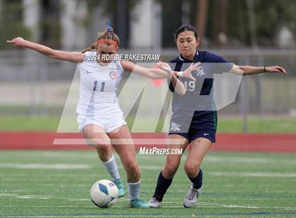 Thumbnail 3 in Wakeland vs. Reedy (UIL 5A Regional Final Playoff) photogallery.