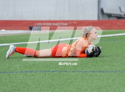 Thumbnail 1 in Wakeland vs. Reedy (UIL 5A Regional Final Playoff) photogallery.