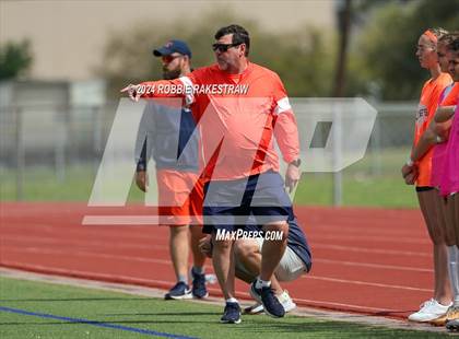 Thumbnail 3 in Wakeland vs. Reedy (UIL 5A Regional Final Playoff) photogallery.