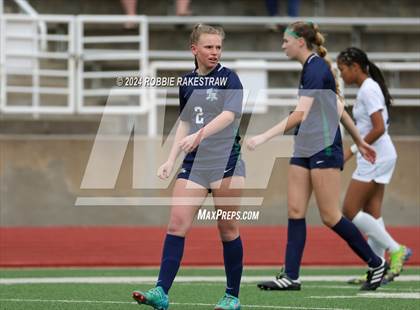 Thumbnail 3 in Wakeland vs. Reedy (UIL 5A Regional Final Playoff) photogallery.
