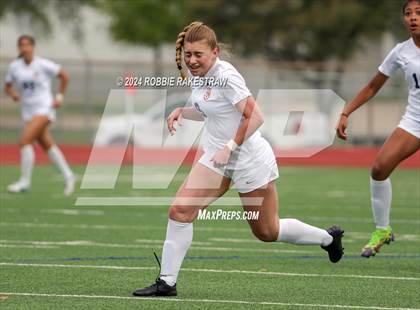 Thumbnail 2 in Wakeland vs. Reedy (UIL 5A Regional Final Playoff) photogallery.