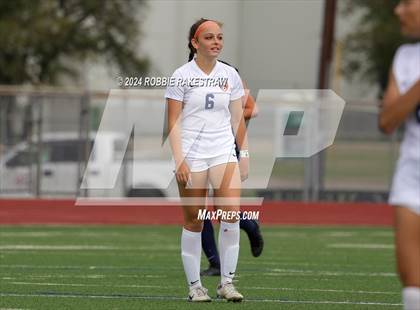 Thumbnail 1 in Wakeland vs. Reedy (UIL 5A Regional Final Playoff) photogallery.