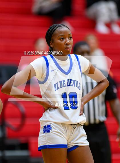 Thumbnail 1 in South Iredell vs Mooresville (North Iredell Holiday Classic) photogallery.