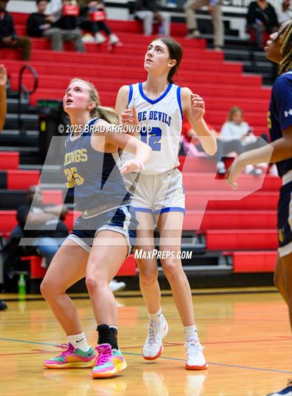 Thumbnail 3 in South Iredell vs Mooresville (North Iredell Holiday Classic) photogallery.