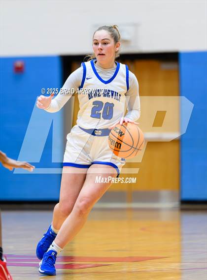 Thumbnail 1 in South Iredell vs Mooresville (North Iredell Holiday Classic) photogallery.