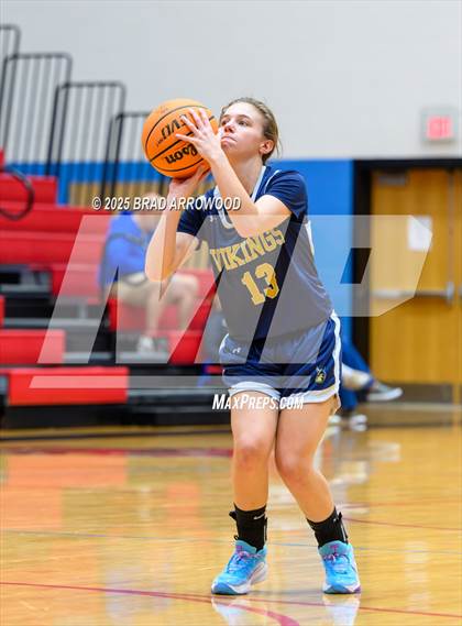 Thumbnail 1 in South Iredell vs Mooresville (North Iredell Holiday Classic) photogallery.