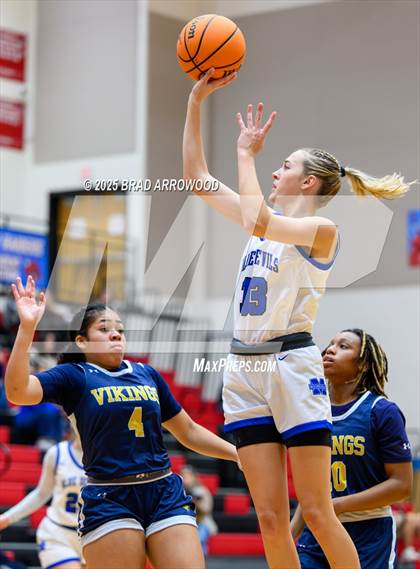 Thumbnail 1 in South Iredell vs Mooresville (North Iredell Holiday Classic) photogallery.