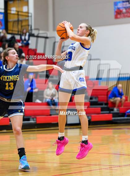 Thumbnail 1 in South Iredell vs Mooresville (North Iredell Holiday Classic) photogallery.