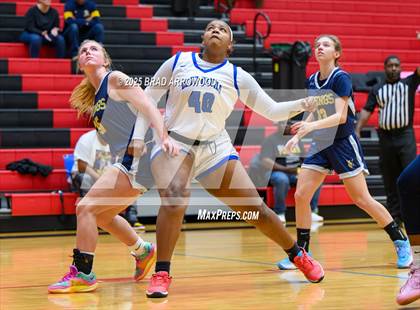 Thumbnail 3 in South Iredell vs Mooresville (North Iredell Holiday Classic) photogallery.