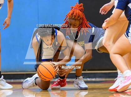 Thumbnail 2 in South Iredell vs Mooresville (North Iredell Holiday Classic) photogallery.