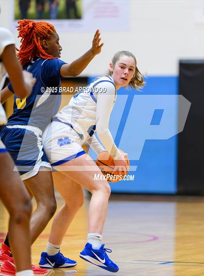 Thumbnail 2 in South Iredell vs Mooresville (North Iredell Holiday Classic) photogallery.